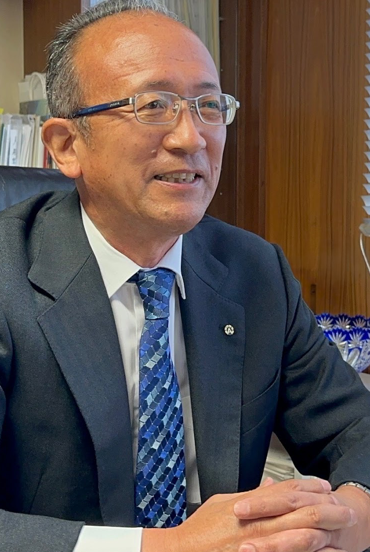 代表取締役社長 岩崎親裕